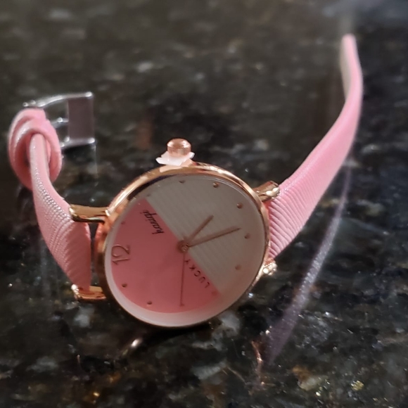 Accessories - Pink wrist watch women's watch